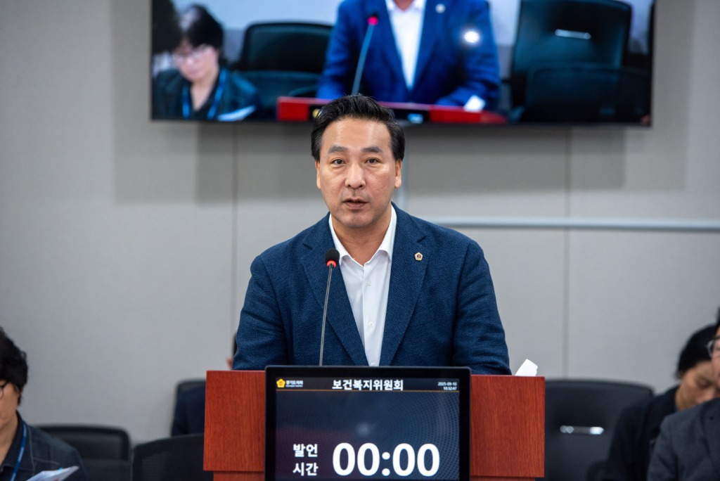 [사진] 김용성 경기도의원. 난임극복 지원 조례 전부개정안 상임위 통과1.jpg