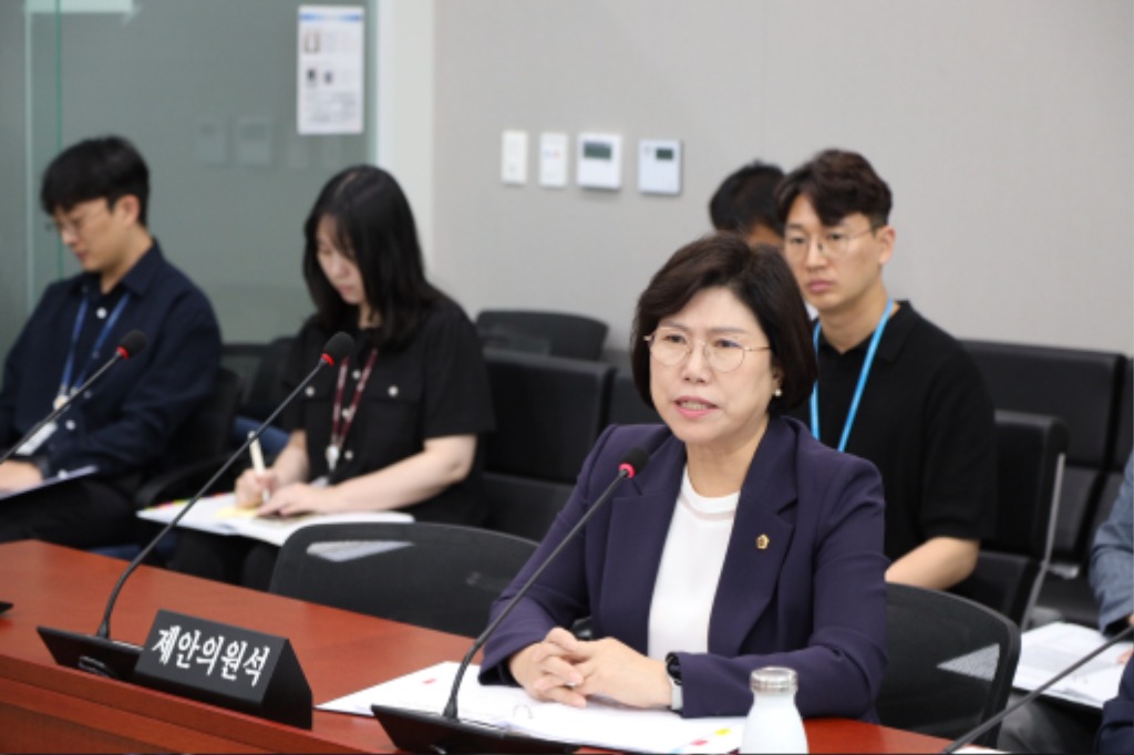 250910 이애형 의원, “학교 유휴공간을 교육의 활력소로”... 전국 최초 학교 유휴공간 활용 촉진 근거 마련.JPG