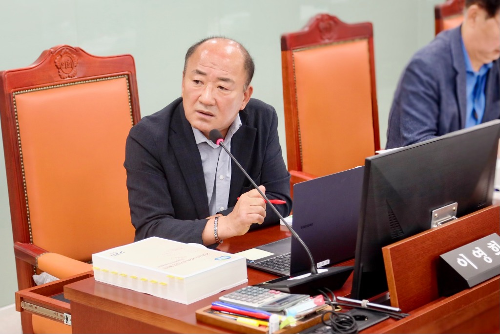 250911 이영희의원, 집행률 5%, 신규 사업 무산...행정 신뢰 스스로 무너뜨려_ 지적.jpg