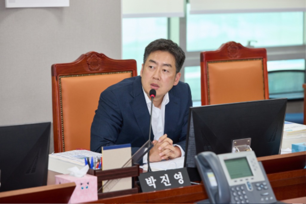 250911 박진영 의원,  사회간접자본(SOC) 감액보다 신속한 집행으로 재난·안전 우선 고려해야.jpg