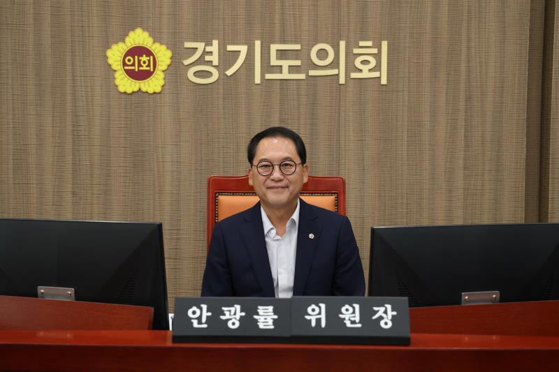 250911 안광률 의원, AIDT 예산 졸속 집행 엄중 경고.jpg