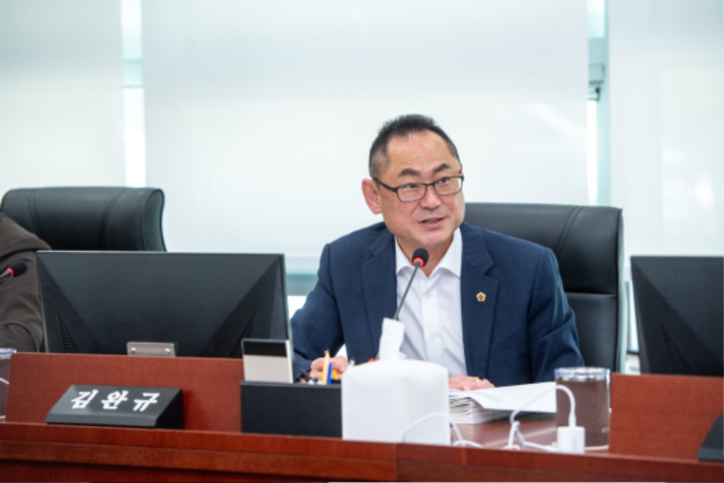 250911 김완규 의원, 도민 건강과 직결된 예산 삭감·증액 납득 어렵다.jpg