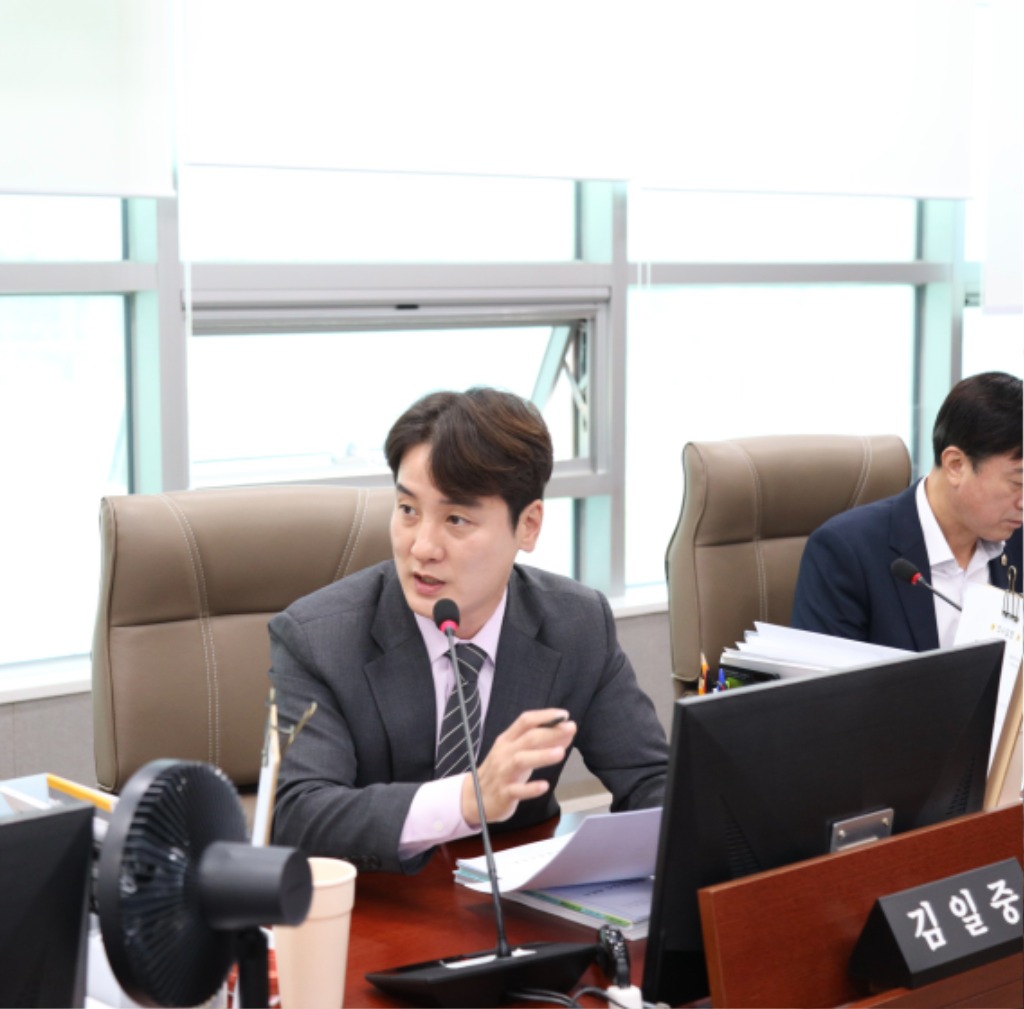 250911 김일중 의원, “학교시설 하자검사, 적기 점검이 예산 절감의 핵심”.jpg