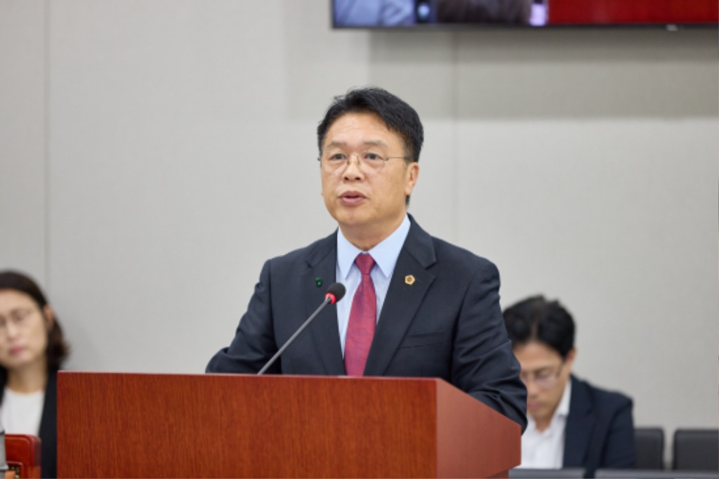 250912 이석균 의원, _경기도 K-방산 메카로 만든다._.jpg