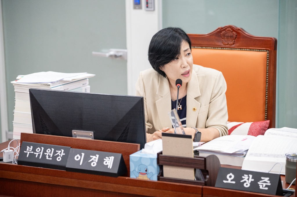 250912 이경혜 의원, 공기관 임직원 워라밸 실행 위한 도지사·공공기관 공동 MOU 추진.jpg
