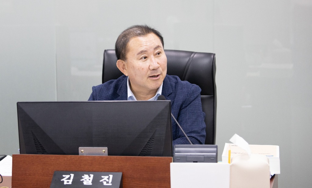 250912 김철진 의원, 안산 특성 살린 스마트도시 성공, 경기도의 _적극 행정_에 달렸다.JPG