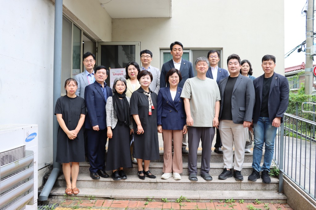 250915 황진희 의원, “대안학교, 입시 아닌 성장의 공간... 제도적 뒷받침 필요” (1).jpg
