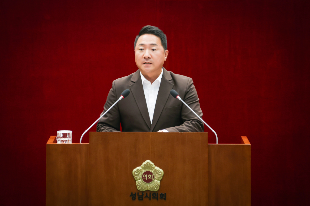 정용한 성남시의원, 전국 최초 시민과학자 담은 탄천 관리 지…