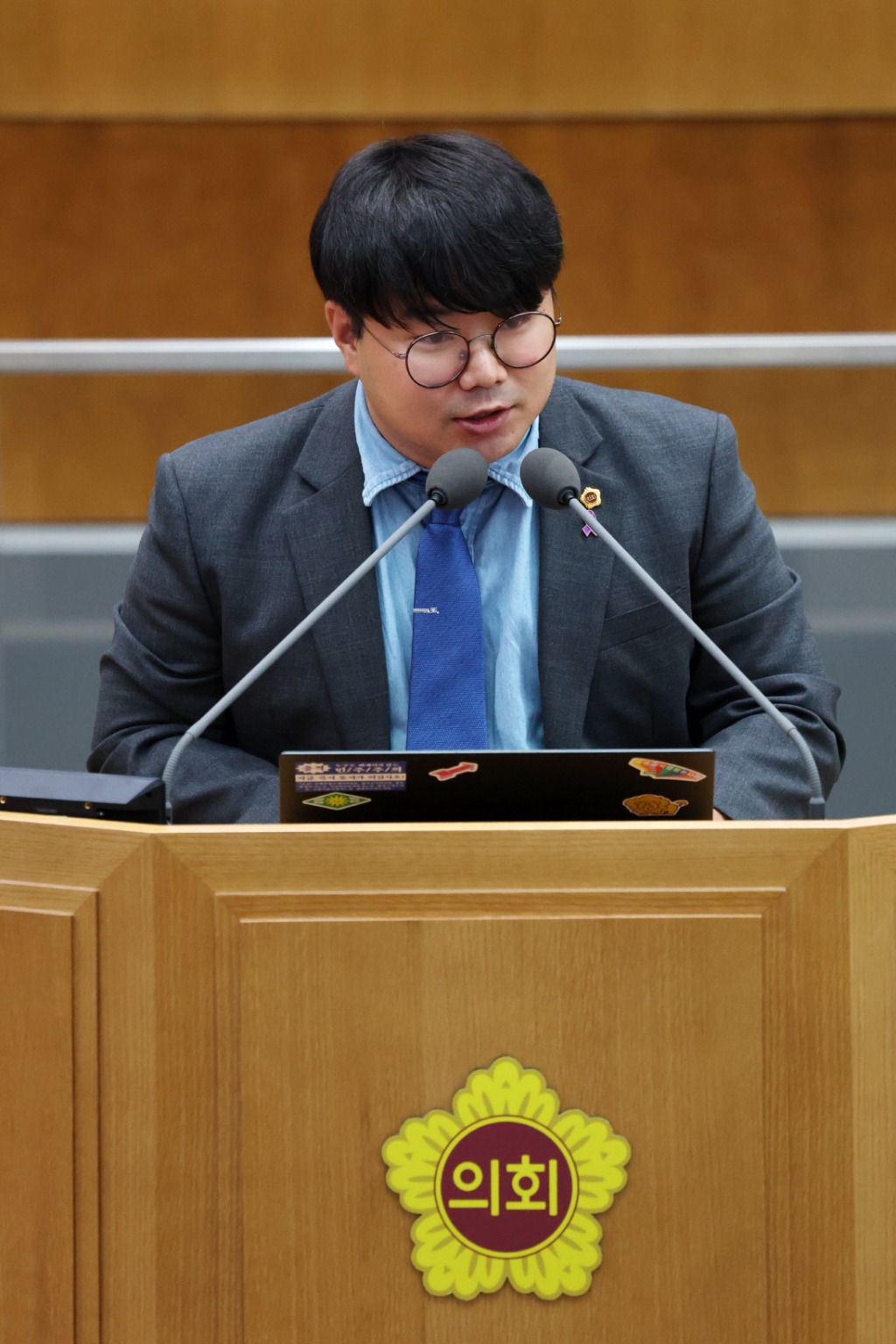 9월 임시회 본회의에서 발언하는 유호준 의원.jpg