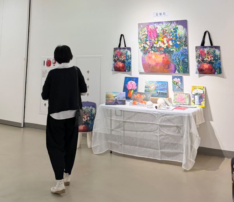 전시장222.jpg