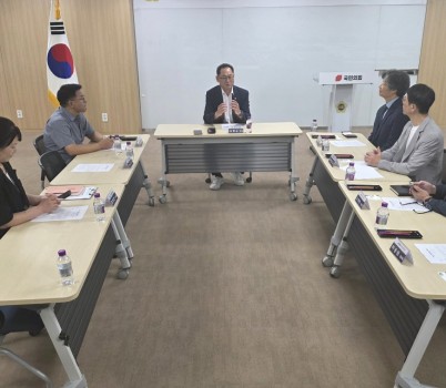 250905 김완규 의원, 경기도 구강건강 증진 조례 제정 관련 정담회 개최.jpg width: 100%; height : 150px