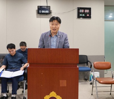 250908 김태희 의원, 경기도 모듈러주택 공급 활성화 지원 조례안 상임위 심사 통과 (1).jpg width: 100%; height : 150px