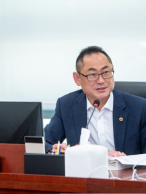 250911 김완규 의원, 도민 건강과 직결된 예산 삭감·증액 납득 어렵다.jpg