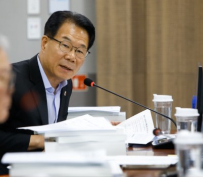 250911 유영두 의원, _지방 세수 결손에도 선심성 예산 편성...결국 피해는 도민이 본다_ (1).jpg width: 100%; height : 150px