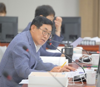 250912 박명수 의원, 도시위 소관 추경서 “감액추경 타당성, 예산 비효율” 지적.jpg width: 100%; height : 150px