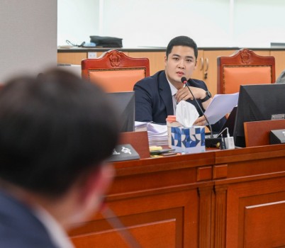 250912 청년역량강화 사업 대폭 삭감...최민 의원, 호응 높은 사업으로 전략적 예산 운용 요구.jpg width: 100%; height : 150px