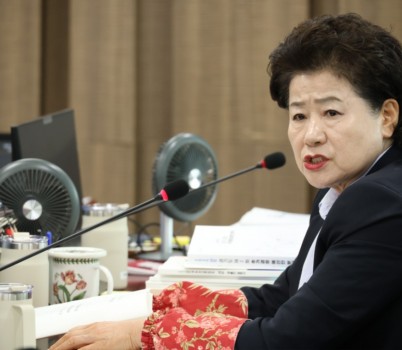 250912 남경순 의원, 경기도사회적경제원 원장 인사청문회에서 _실질적 성과_ 촉구.JPG width: 100%; height : 150px