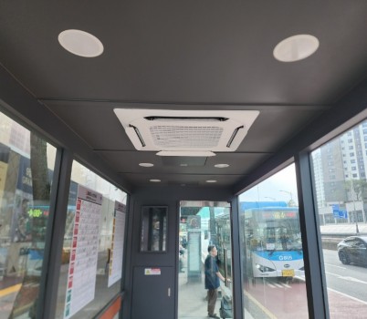 250916 정하용 의원, 용인시 동백2동·보라동 미세먼지 저감형 버스정류소 설치 완료(1)_동백이마트.jpg width: 100%; height : 150px