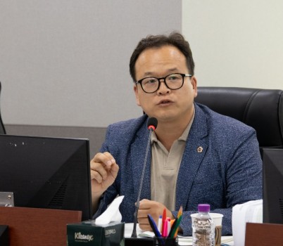 250916 임창휘 의원, “남한산성 소나무 군락 선제적 보호와 야간 관광 활성화 시급”.JPG width: 100%; height : 150px