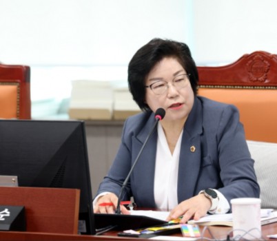 250916 김옥순 의원, GH 사장 후보자 인사청문회서 재무 건전성 확보·공공성 강화 촉구 (2).jpg width: 100%; height : 150px