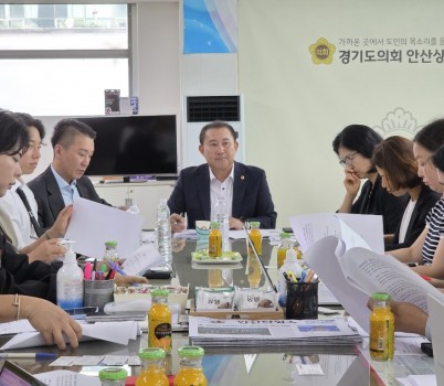 250917 김철진 의원, ‘배달특급’ 현주소 진단...현장과 소통 없는 공공앱은 실패.jpg width: 100%; height : 150px