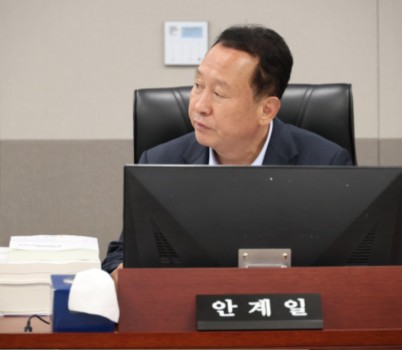 250918 안계일 의원, 청년 노동자 지원사업 _이탈자 쏠림_에 질타.JPG width: 100%; height : 150px