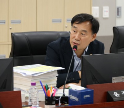 250918 윤종영 의원, “예비군 지휘관 교육, 권역별·맞춤형 방식으로 확대해야”.JPG width: 100%; height : 150px