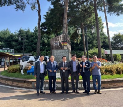 250918 이오수 의원, 제11회 서울우유유업 홀스타인 경진대회 참석.jpg width: 100%; height : 150px