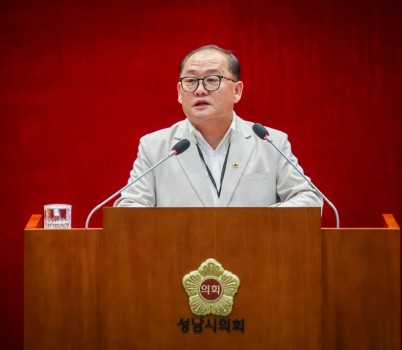 사진_이군수의원.jpg width: 100%; height : 150px