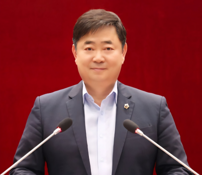 김종환 의원.png width: 100%; height : 150px