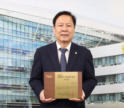 사진_조정식의원.jpg width: 100%; height : 150px