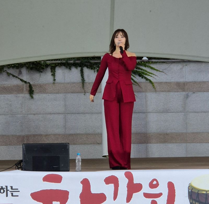 가수 진혜진.jpg