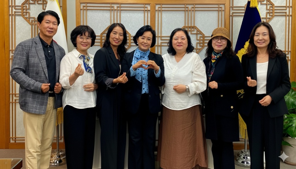 251014 정윤경 부의장, 경기도 사립유치원연합회 간담회에서 유치원 수업 환경과 돌봄의 질 중요성 강조.jpg