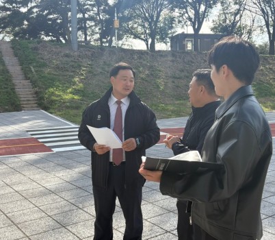 조리읍수변광장1.jpg width: 100%; height : 150px