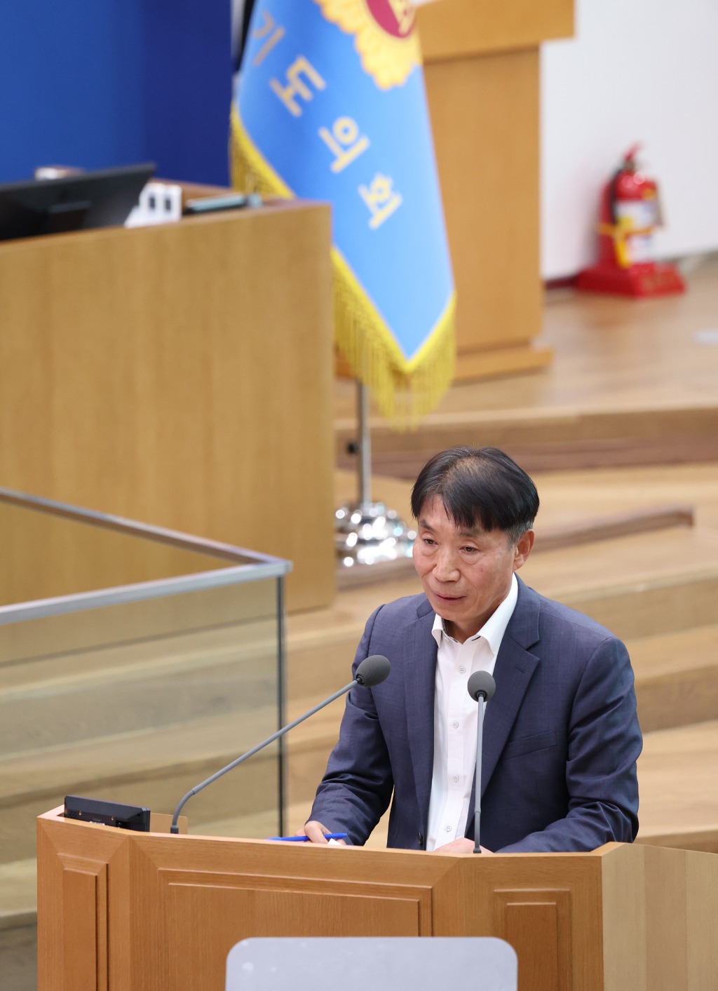 251106 이홍근 의원, “졸업이벤트 포퓰리즘·부실협약 체불방관”... 경기도교육청 질타.jpg