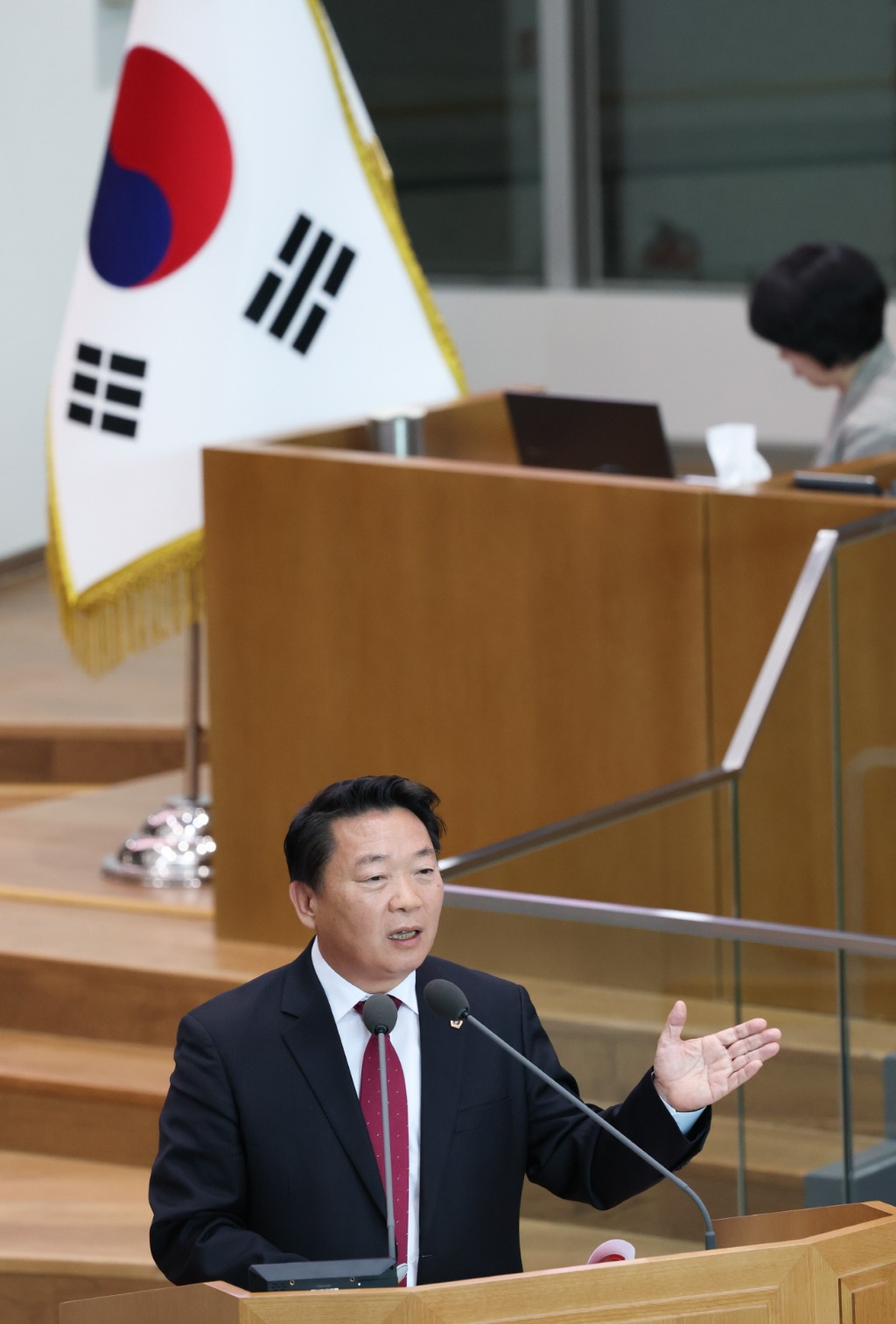 251105 방성환 의원, “농심(農心)은 천심(天心)... 예산과 소통이 답이다”.jpg