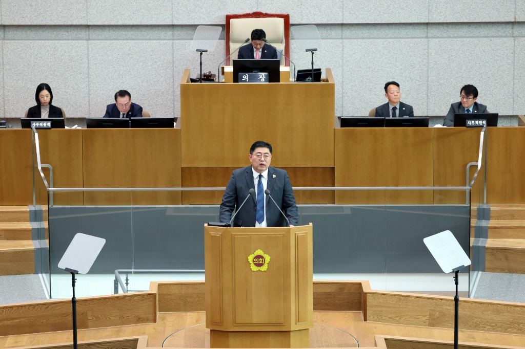 251107 김진명 의원, “경기남부광역철도 국가계획 반영과 청소년정책 혁신” 강력 촉구 (2).JPG