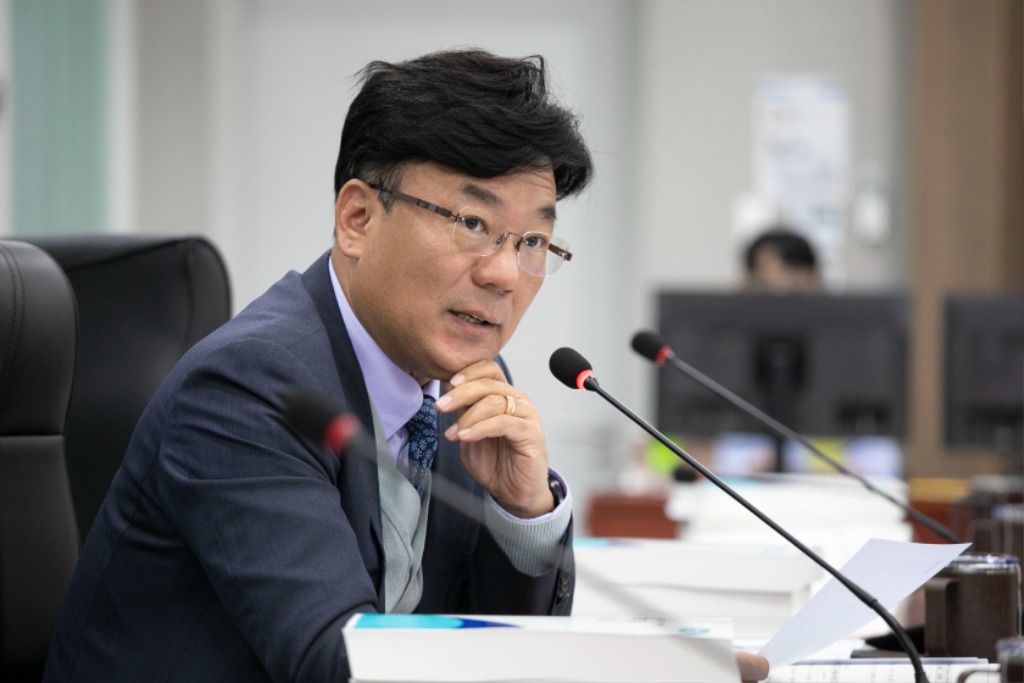 251112 최만식 의원. “헌혈률 20년째 전국 최하위 경기도... 실효적 대책 시급”.jpg