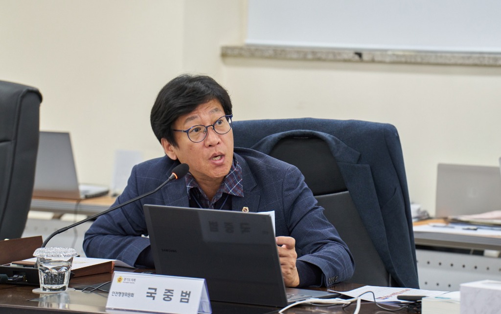 251113 국중범 의원. “소방대원 활동복 개인 세탁은 감염관리 사각지대”....jpg