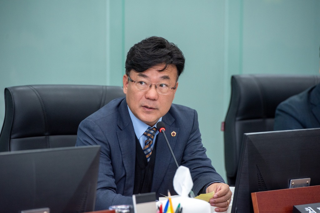 251113 최만식 의원. “경기도의료원 허위 청구 후폭풍... 53억 어떻게 갚나”.jpg