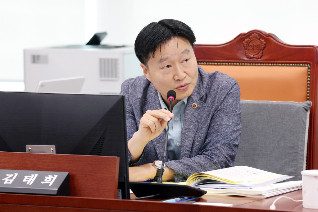 251117 김태희 의원. 道 RE100 재생에너지 이익공유제사업 공모. 특정금융기관과 사전 맞춤형 조율 이루어져...결국 공모사업은 유찰.JPG