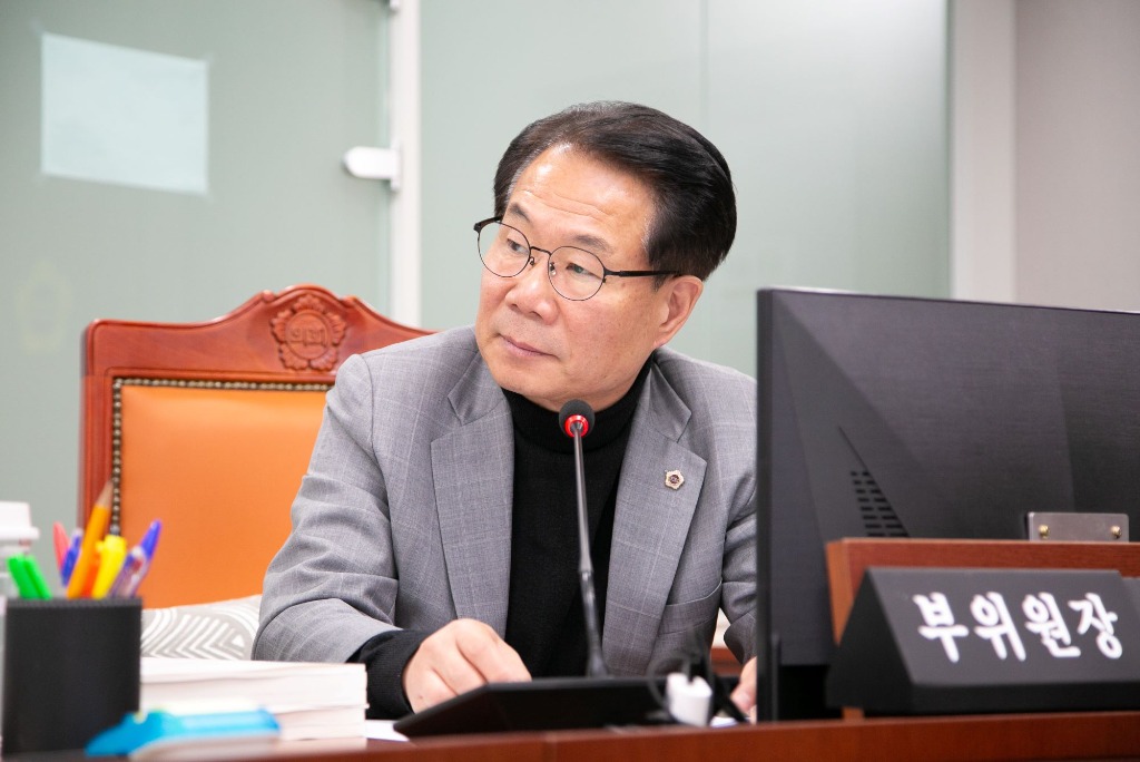 251124 유영두 의원. 경기도 문화체육관광 예산 1.000억 감액 ... 이재명 예산에 희생된 것.jpg