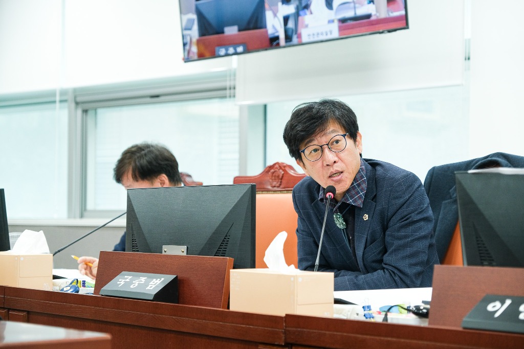 251125_국중범_의원__“학부모폴리스·녹색어머니회를_통한_학교_안전망_구축_위해_경기도교육청과_적극_협의해야”.jpg