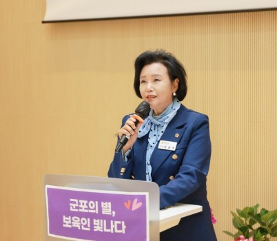 KakaoTalk_20251104_134105290_01.jpg width: 100%; height : 150px