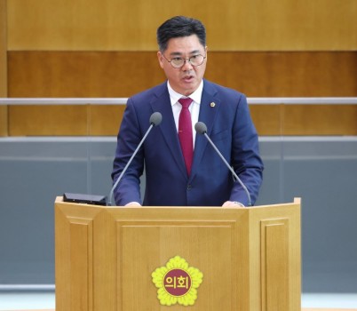 251104 정하용 의원, 실질적 교육복지로 교복지원제도 개선 촉구 (1).jpg width: 100%; height : 150px