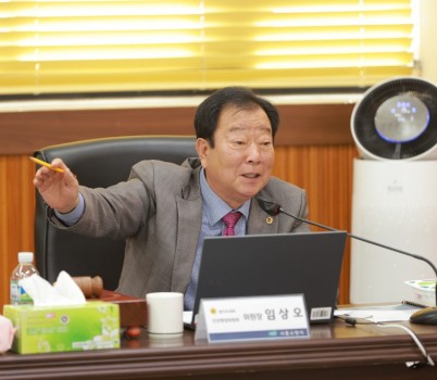 251110 임상오 의원, 시흥소방서 ‘어린이 안전문화 확산’과 ‘조직문화 혁신’ 강조.JPG width: 100%; height : 150px