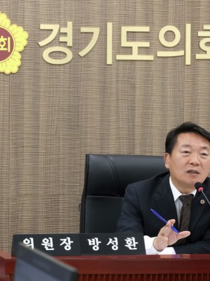 [수정]251112 방성환 의원, “공무직 30호봉 이상 봉급 284만 원에 머물러”.jpg