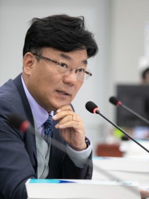 251112 최만식 의원. “헌혈률 20년째 전국 최하위 경기도... 실효적 대책 시급”.jpg