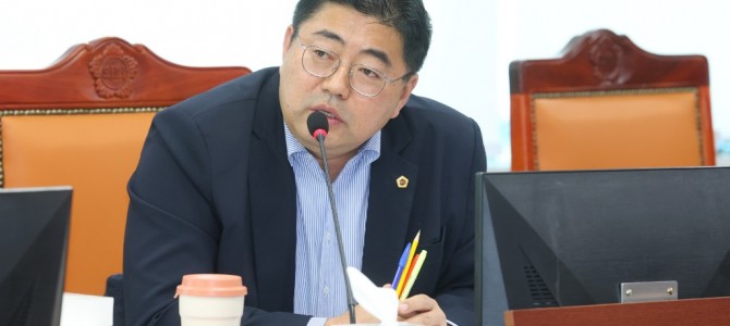 경기도의회 김진명 의원, 여성가족국 사업집…