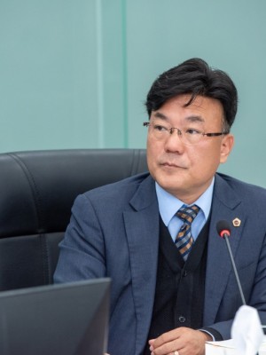 251112_경기도의료원 ‘응급실 뺑뺑이’… 최만식 의원, “응급의료 통합대응체계 시급”.jpg